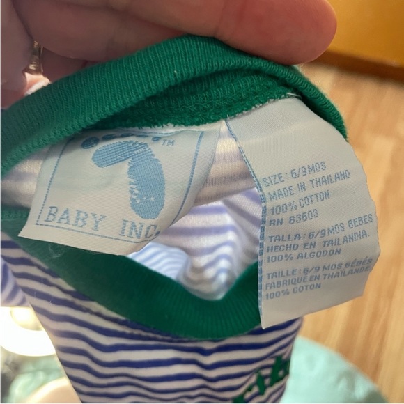 VTG BABY INC BLUE WHITE STRIPED FROG GRAPHIC TWO PIECE OUTFIT SIZE 6/9 MONTHS - Picture 4 of 4